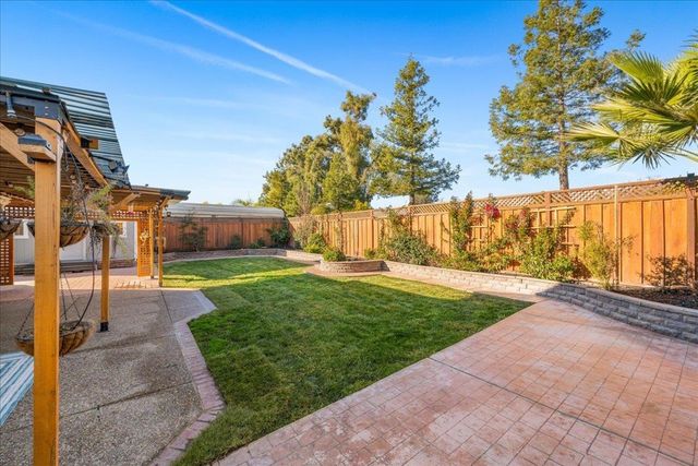 610 Daisyfield Dr, Livermore, CA 94551