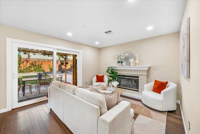 610 Daisyfield Dr, Livermore, CA 94551