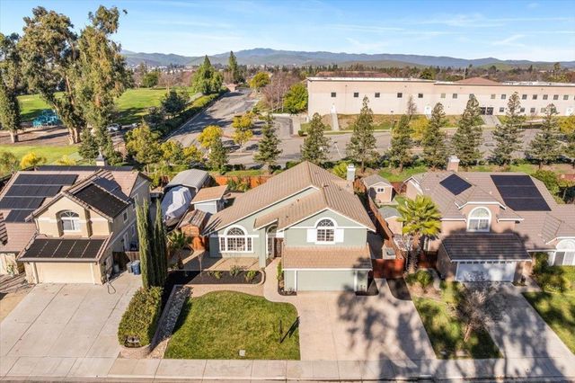 610 Daisyfield Dr, Livermore, CA 94551