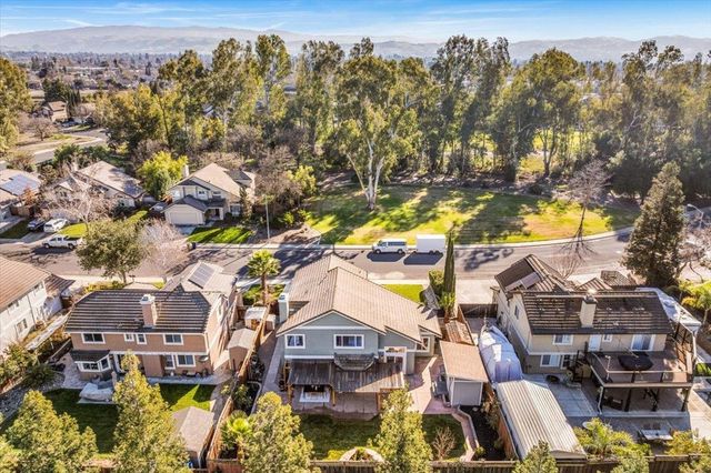 610 Daisyfield Dr, Livermore, CA 94551