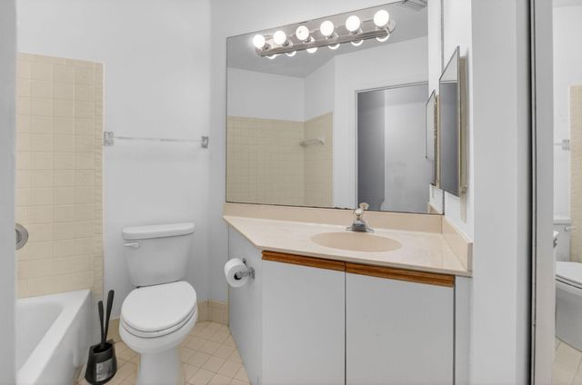 5259 Europa Drive D, Boynton Beach, FL 33437