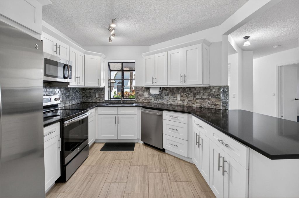 5259 Europa Drive D, Boynton Beach, FL 33437