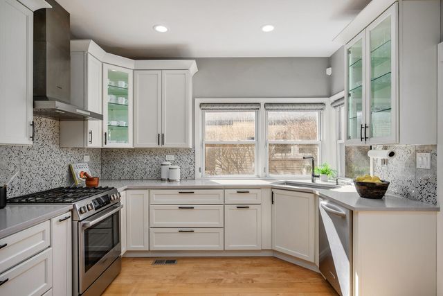 8938 Keeler Avenue, Skokie, IL 60076