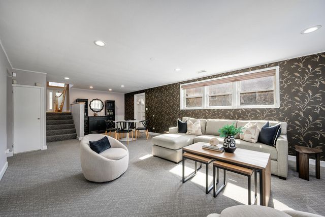 8938 Keeler Avenue, Skokie, IL 60076