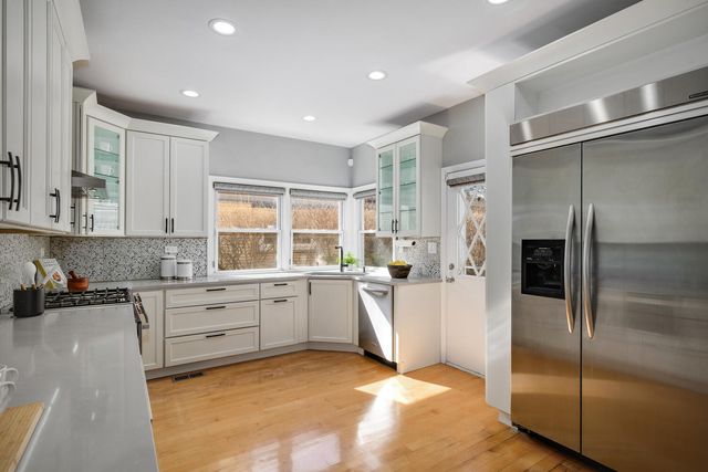 8938 Keeler Avenue, Skokie, IL 60076