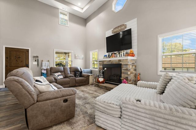 1605 Gordon Hill Pike, Corbin, KY 40701