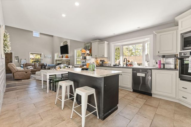 1605 Gordon Hill Pike, Corbin, KY 40701