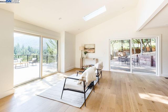 620 Manzanita Ave, Boulder Creek, CA 95006