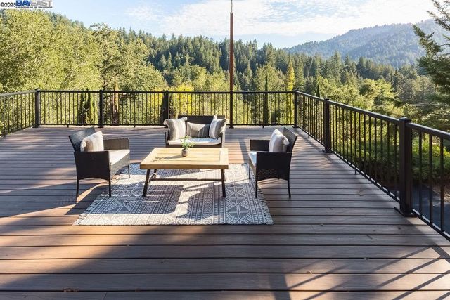 620 Manzanita Ave, Boulder Creek, CA 95006