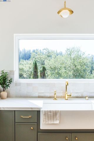 620 Manzanita Ave, Boulder Creek, CA 95006