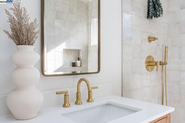 620 Manzanita Ave, Boulder Creek, CA 95006