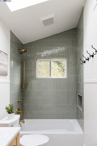 620 Manzanita Ave, Boulder Creek, CA 95006