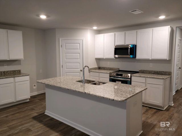 10703 Northern Dancer Court, Daphne, AL 36526