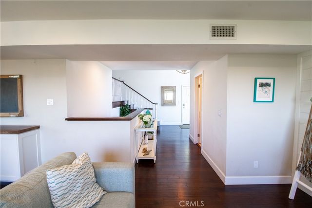 807 El Redondo Avenue, Redondo Beach, CA 90277