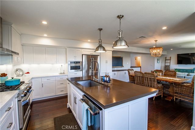 807 El Redondo Avenue, Redondo Beach, CA 90277