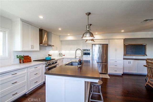 807 El Redondo Avenue, Redondo Beach, CA 90277