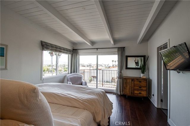 807 El Redondo Avenue, Redondo Beach, CA 90277