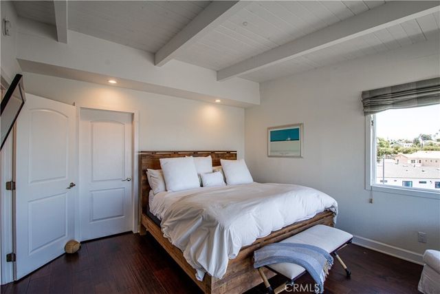 807 El Redondo Avenue, Redondo Beach, CA 90277
