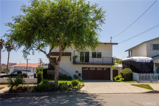 807 El Redondo Avenue, Redondo Beach, CA 90277