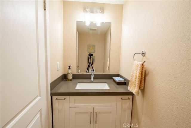807 El Redondo Avenue, Redondo Beach, CA 90277