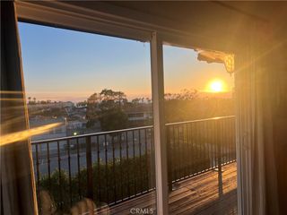 807 El Redondo Avenue, Redondo Beach, CA 90277