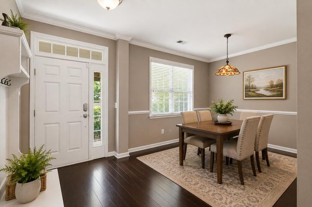 8560 Sentry Circle, North Charleston, SC 29420