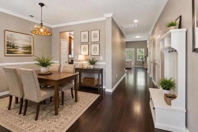 8560 Sentry Circle, North Charleston, SC 29420