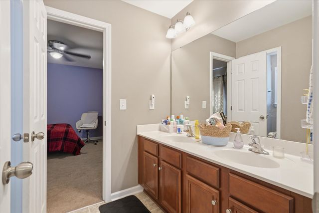 8560 Sentry Circle, North Charleston, SC 29420