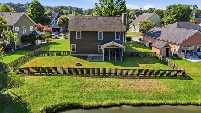 8560 Sentry Circle, North Charleston, SC 29420