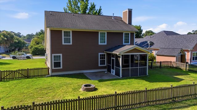 8560 Sentry Circle, North Charleston, SC 29420