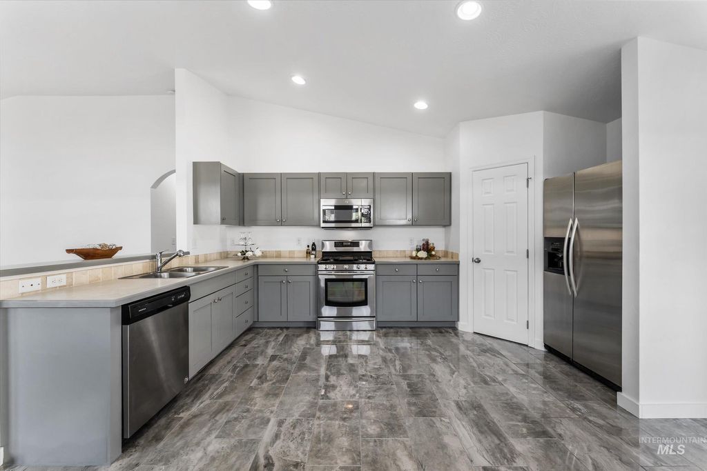 12634 W Kempshire Ct., Star, ID 83669 photo 5