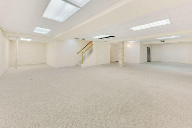 3030 S 130th STREET, New Berlin, WI 53151