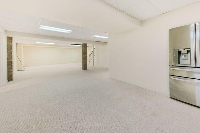 3030 S 130th STREET, New Berlin, WI 53151