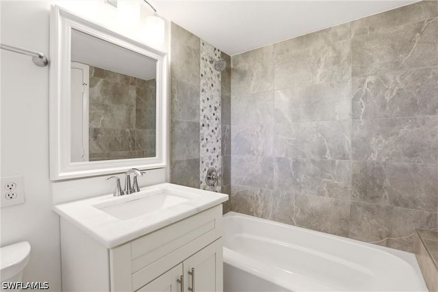 1450 GREEN VALLEY CIR 502, Naples, FL 34104