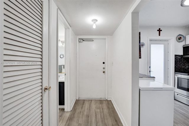 4650 Washington Street 209, Hollywood, FL 33021