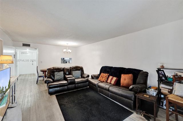4650 Washington Street 209, Hollywood, FL 33021