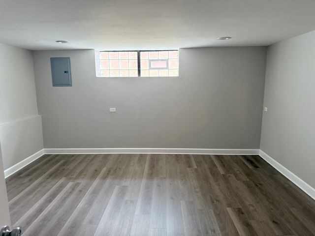 8340 S Dorchester Avenue, Chicago, IL 60619