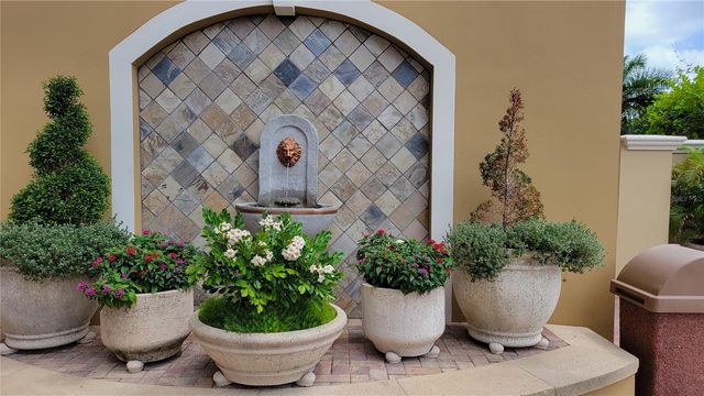 1064 N TAMIAMI TRAIL 1325, Sarasota, FL 34236