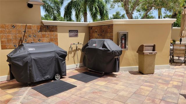 1064 N TAMIAMI TRAIL 1325, Sarasota, FL 34236