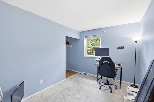 7975 Pfeiffer Road, Montgomery, OH 45242