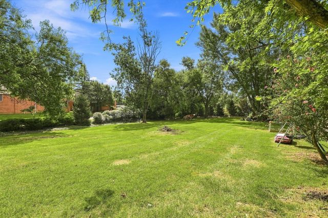7975 Pfeiffer Road, Montgomery, OH 45242