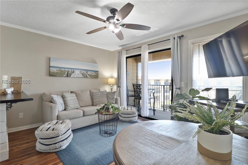 40 Folly Field Rd Apt A302, Hilton Head Island, SC 29928