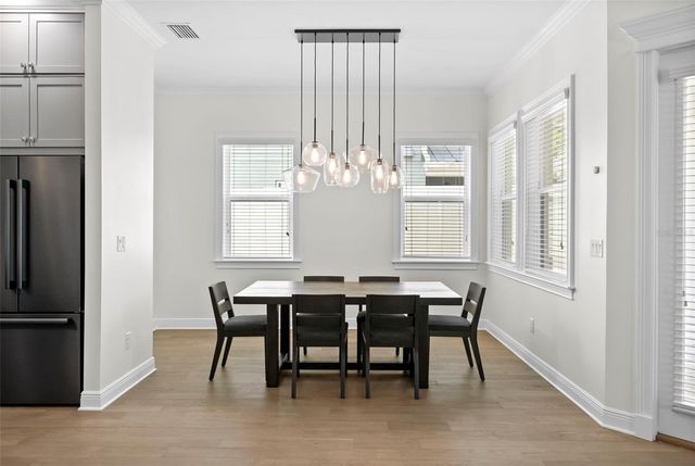 2905 W SAN CARLOS STREET, Tampa, FL 33629