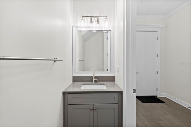 2905 W SAN CARLOS STREET, Tampa, FL 33629