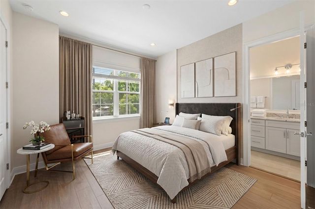 2905 W SAN CARLOS STREET, Tampa, FL 33629