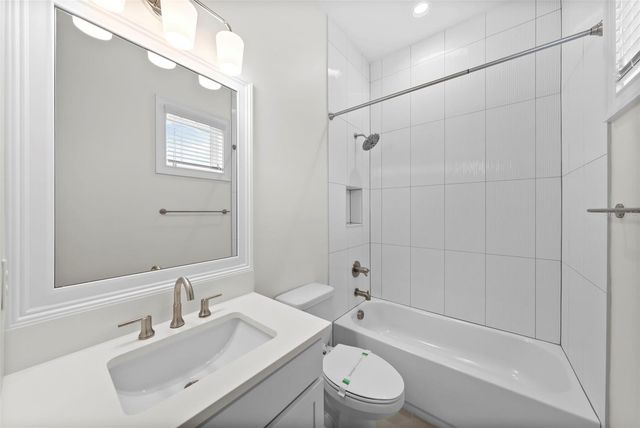 2905 W SAN CARLOS STREET, Tampa, FL 33629