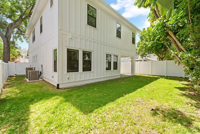 2905 W SAN CARLOS STREET, Tampa, FL 33629