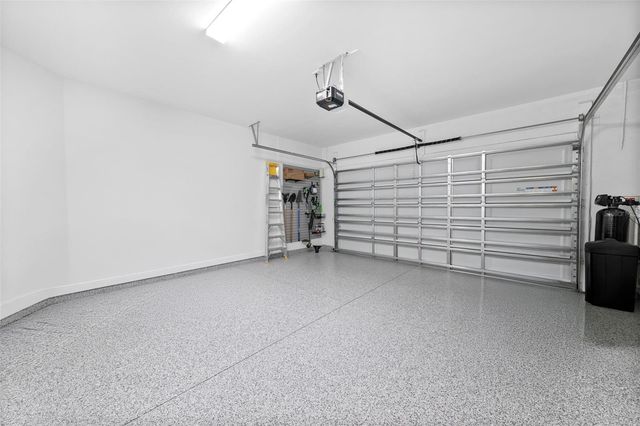 2905 W SAN CARLOS STREET, Tampa, FL 33629