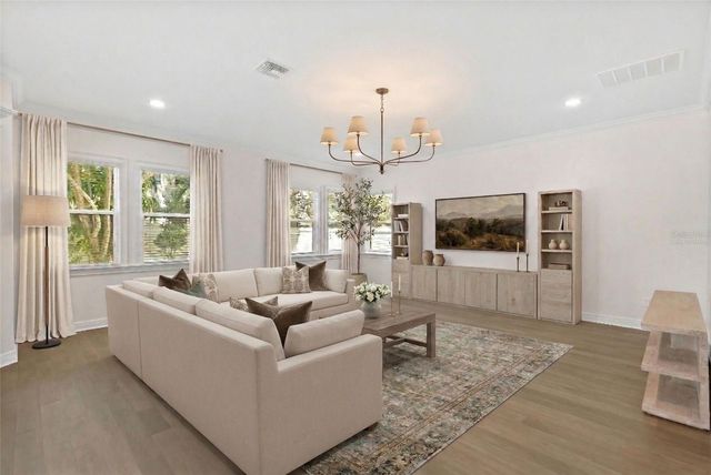 2905 W SAN CARLOS STREET, Tampa, FL 33629