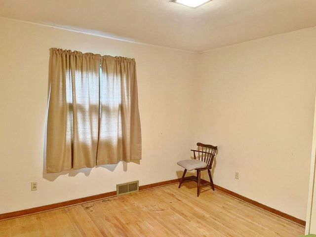 1200 3rd St NE, Minot, ND 58703